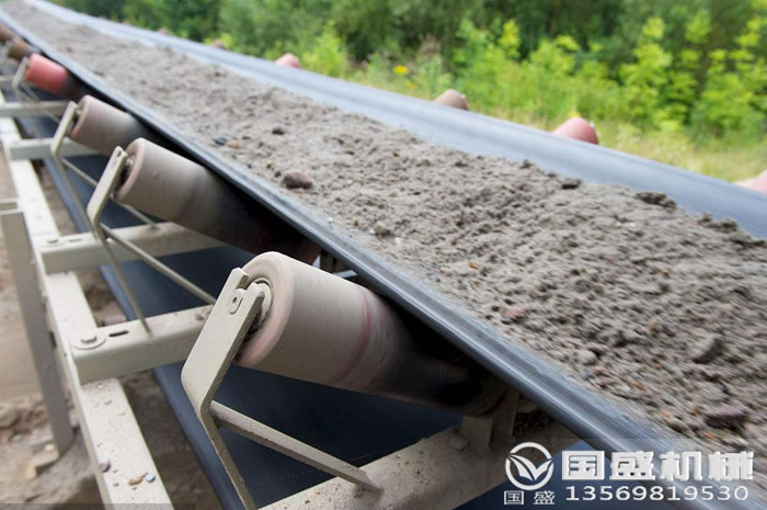 U型皮帶輸送機(jī)圖紙 U型皮帶輸送機(jī)圖紙